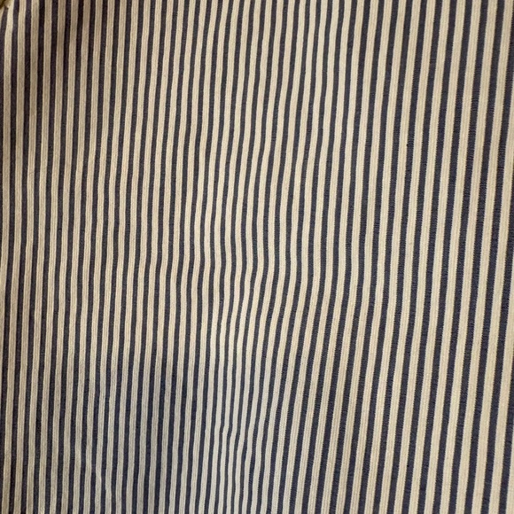 Shorts - Picture 2 of 5